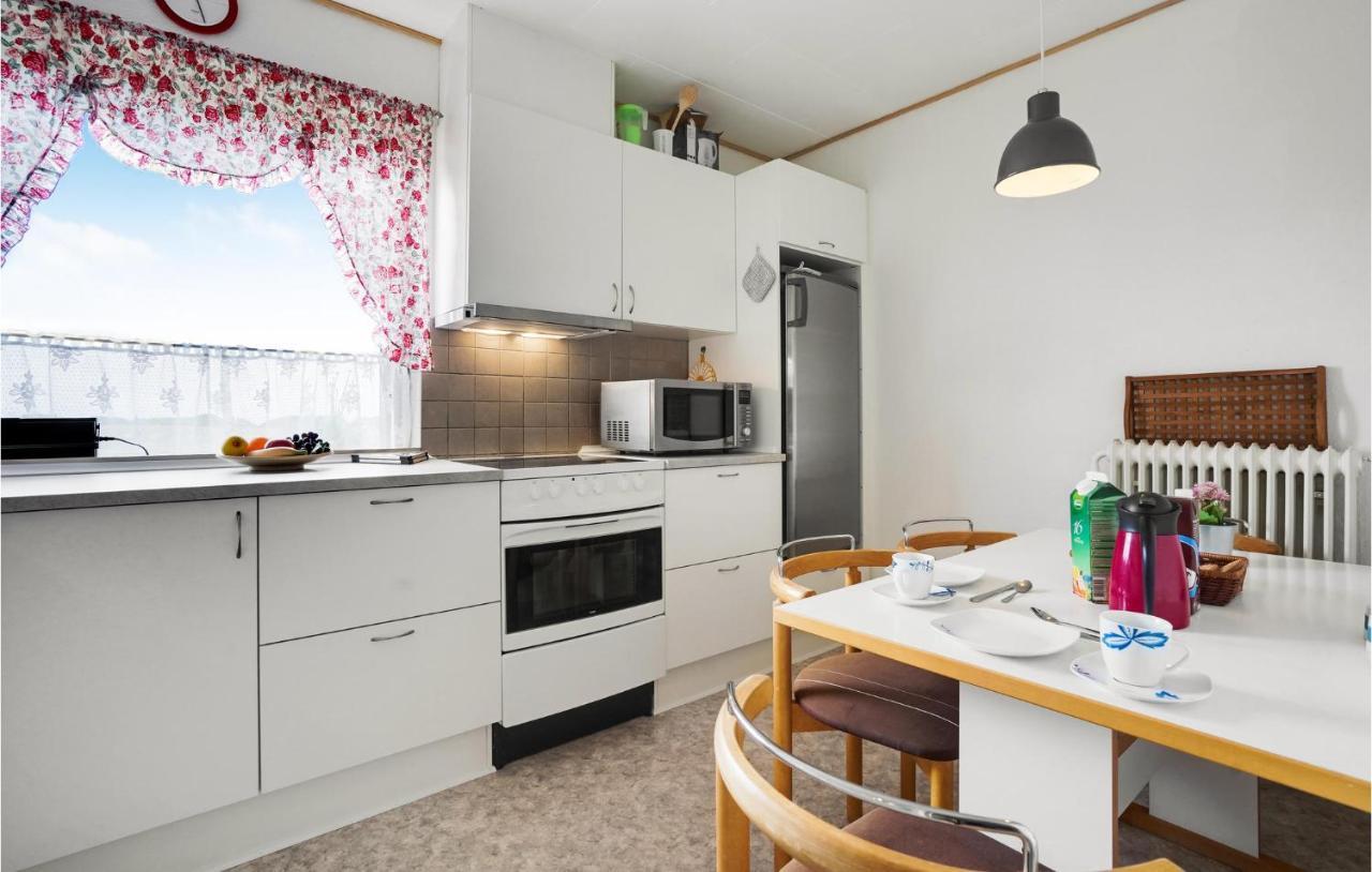 3 Bedroom Pet Friendly Home In ノーポ エクステリア 写真